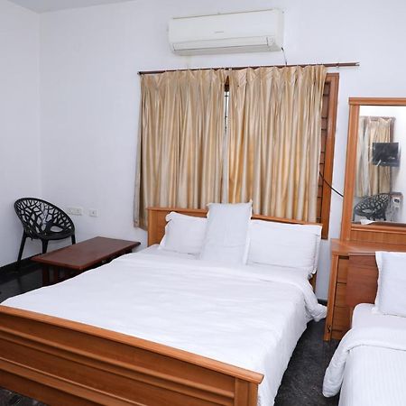 Rainbow House Luxury Rooms 钦奈 外观 照片