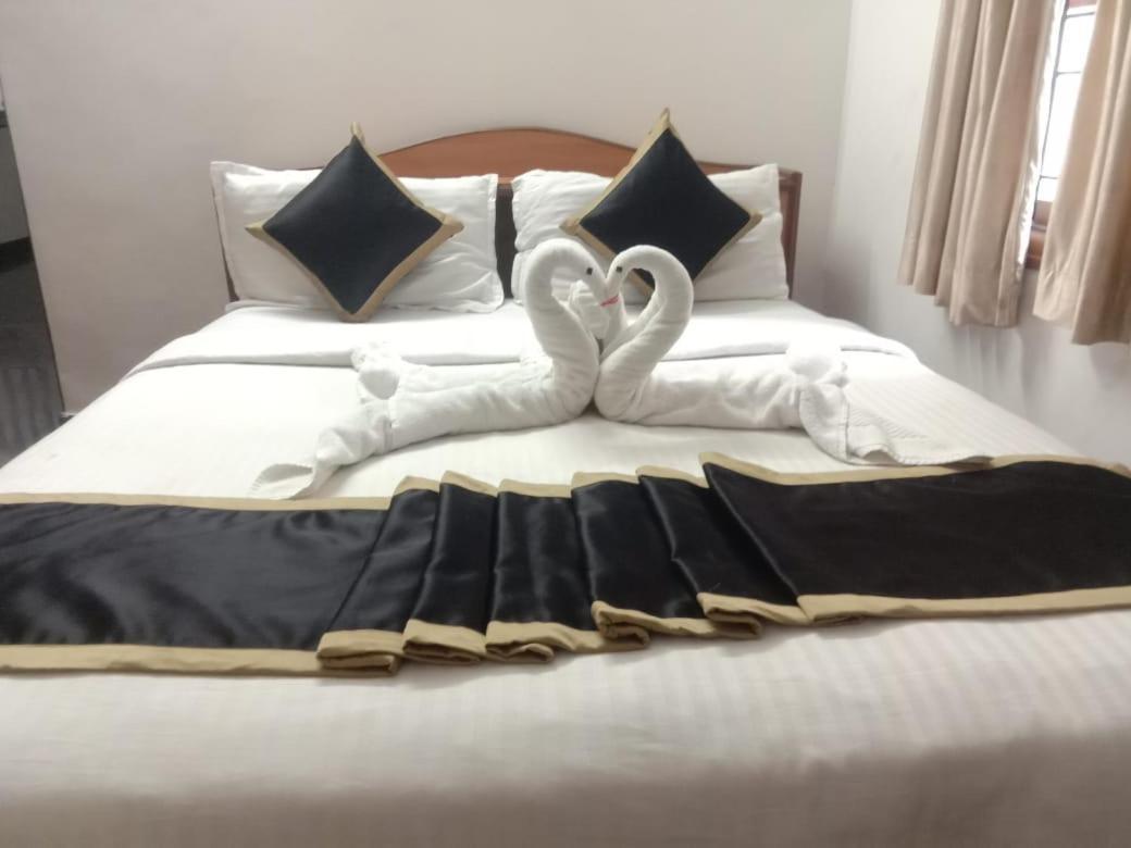 Rainbow House Luxury Rooms 钦奈 客房 照片
